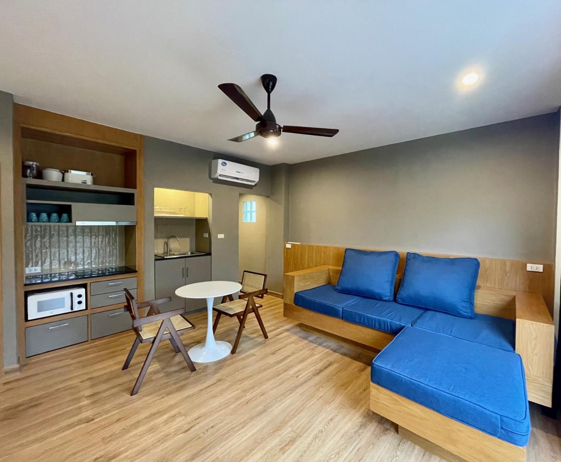 Room Actually Service Apartment Karon Exterior foto